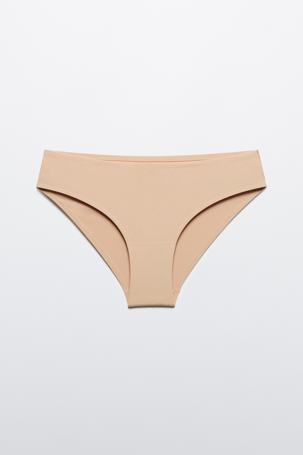 Трусы-слипы бесшовные базовые с peach-эффектом - цвет бежевый - 5