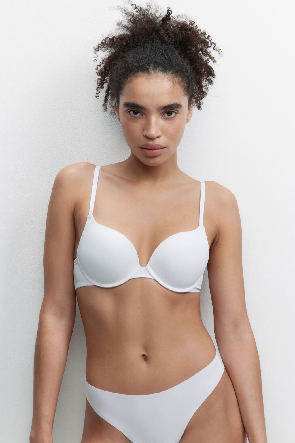 Бюстгальтер-бра POLYPUSHUP гладкий c пуш-ап - цвет белый - 1