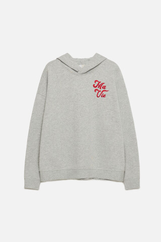 Sudadera finn wolfhard pull and bear 2025