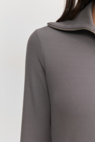 Лонгслив на молнии облегающий с воротником bf2512418001, цвет