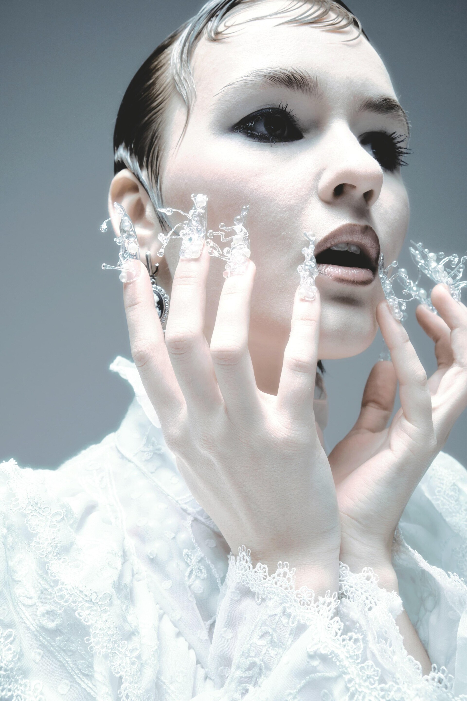 white - CO:CREATE 3