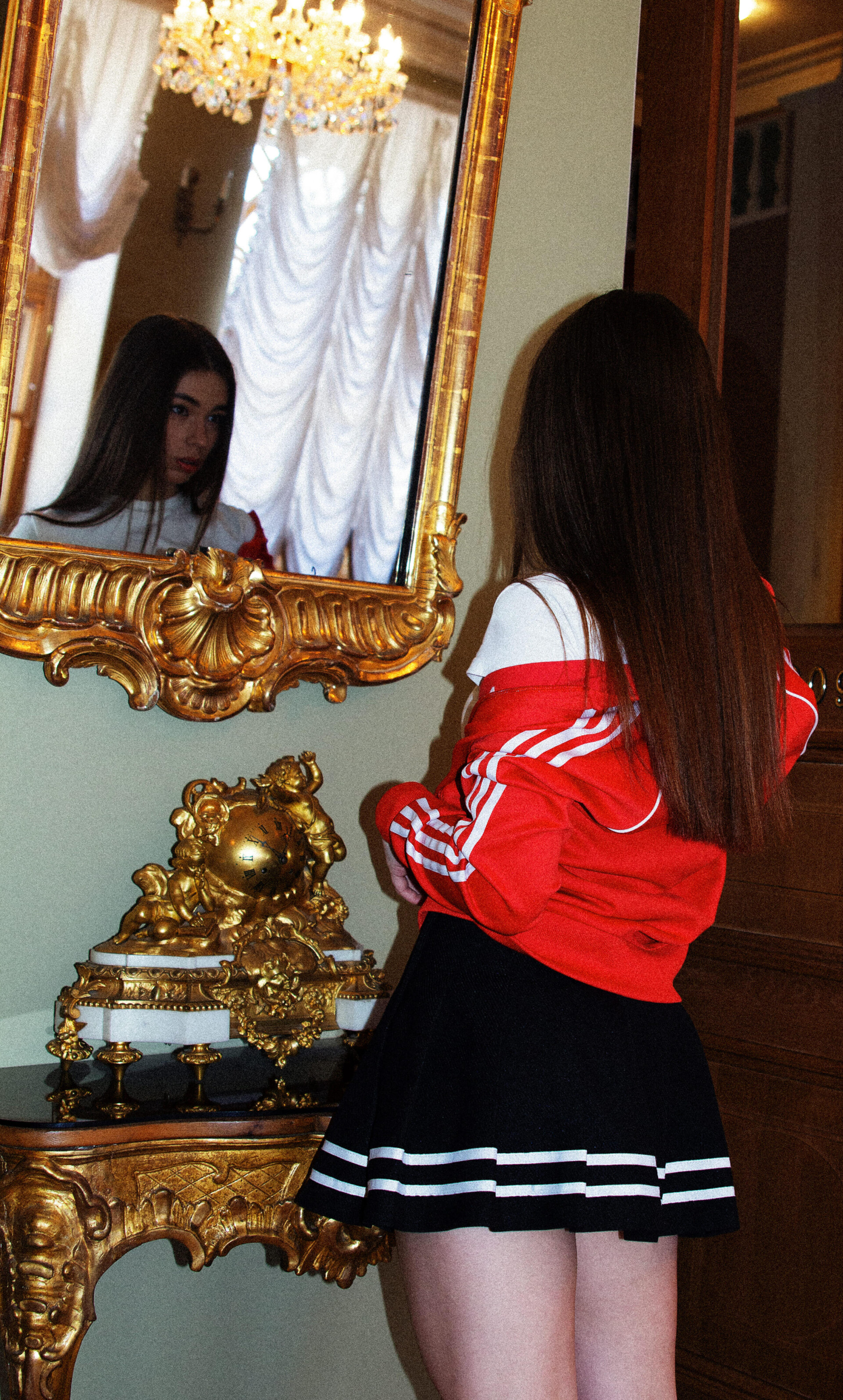 The bad girl in the museum - CO:CREATE 6