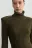 Платье макси вязаное в рубчик с подплечниками - цвет зеленый - 5