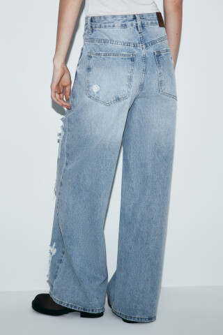 Джинсы багги рваные со средней посадкой — фото 3