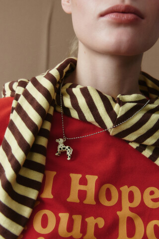 Колье-цепочка с подвеской в виде собачки