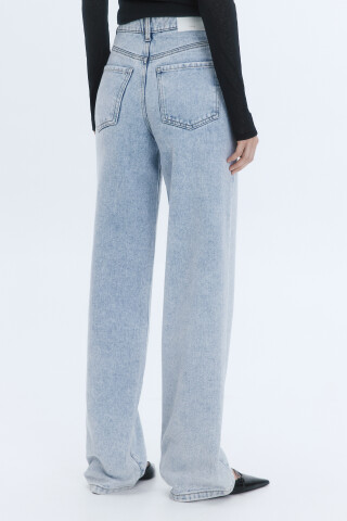 Джинсы широкие с высокой посадкой — фото 4