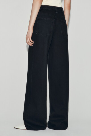 Джинсы широкие с высокой посадкой — фото 3