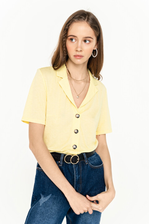 

Рубашка с отложным воротником и контрастными пуговицами, Желтый, рубашка с отложным воротником и контрастными пуговицами