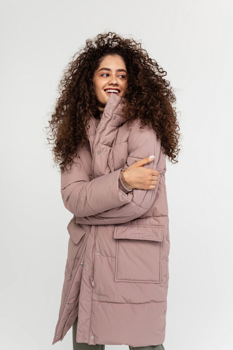 

Пуховик длинный стеганый с капюшоном и накладными карманами, Розовый, Пуховик длинный стеганый с капюшоном и накладными карманами