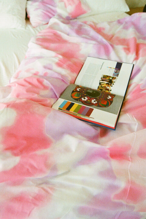 

Комплект постельного белья (наволочка и пододеяльник), Фиолетовый, Комплект постельного белья (наволочка и пододеяльник)