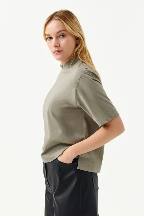 

Футболка женская, Хаки, Футболка женская