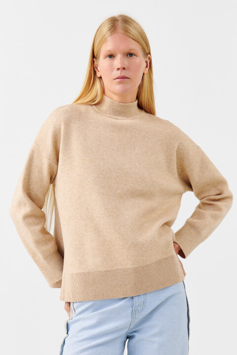 

Свитер oversize с вырезами по бокам, Бежевый, Свитер oversize с вырезами по бокам
