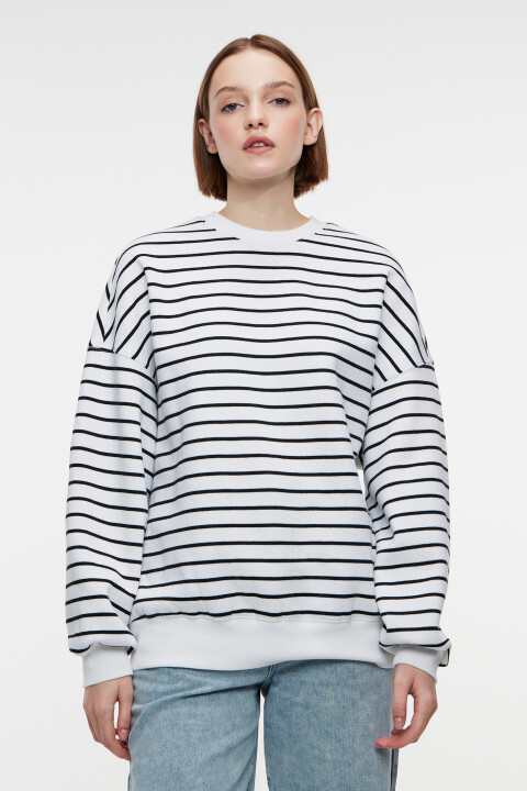 

Толстовка oversize хлопковая утепленная в полоску, Мультиколор, Толстовка oversize хлопковая утепленная в полоску