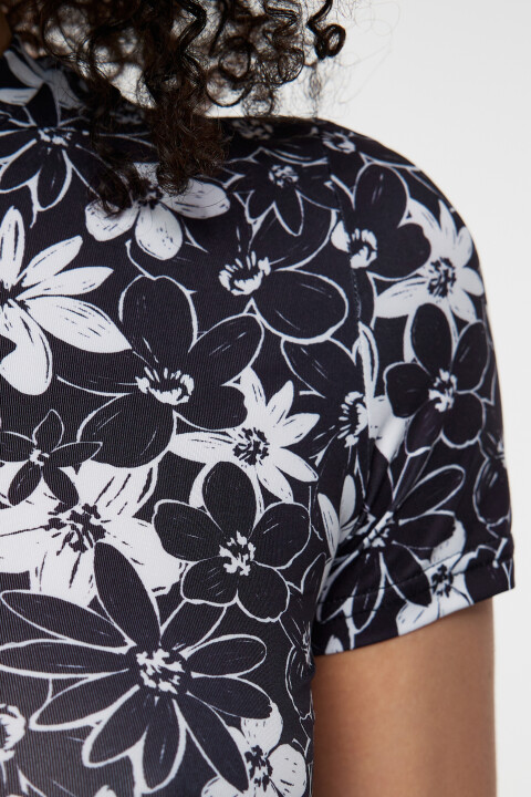 

Футболка спортивная женская, Черный, Футболка спортивная женская