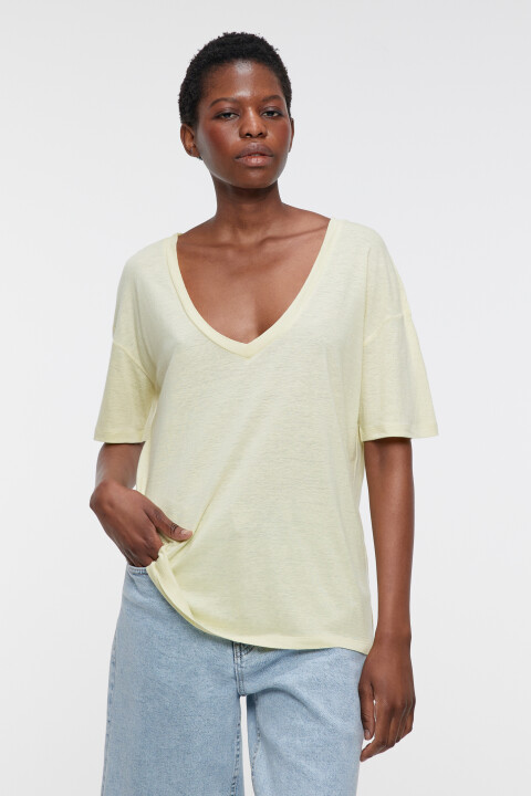 

Футболка oversize льняная с V-образным вырезом, Желтый, Футболка oversize льняная с V-образным вырезом