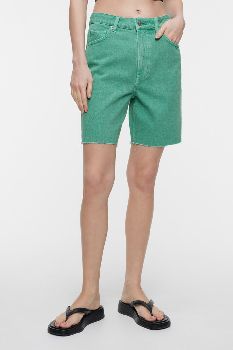 

Шорты-бермуды мини джинсовые с обрезанными краями, Голубой, Шорты-бермуды мини джинсовые с обрезанными краями