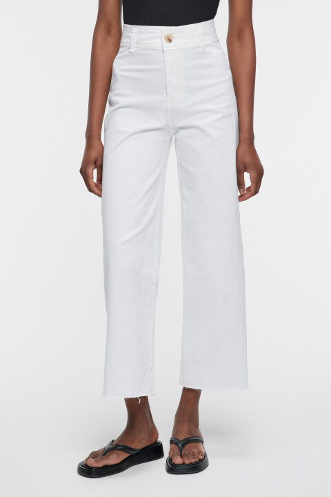 

Джинсы-трубы wide leg широкие с обрезанными краями, Белый, Джинсы-трубы wide leg широкие с обрезанными краями