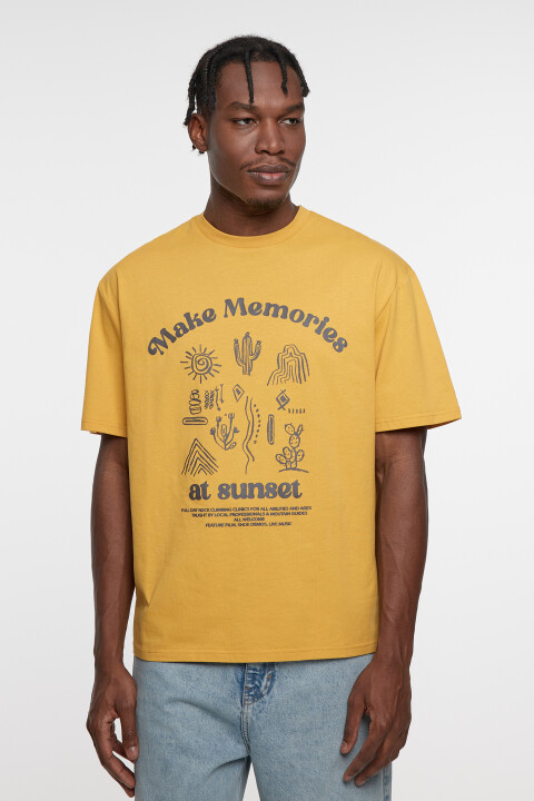 

Футболка хлопковая прямая с принтом, Желтый, Футболка хлопковая прямая с принтом