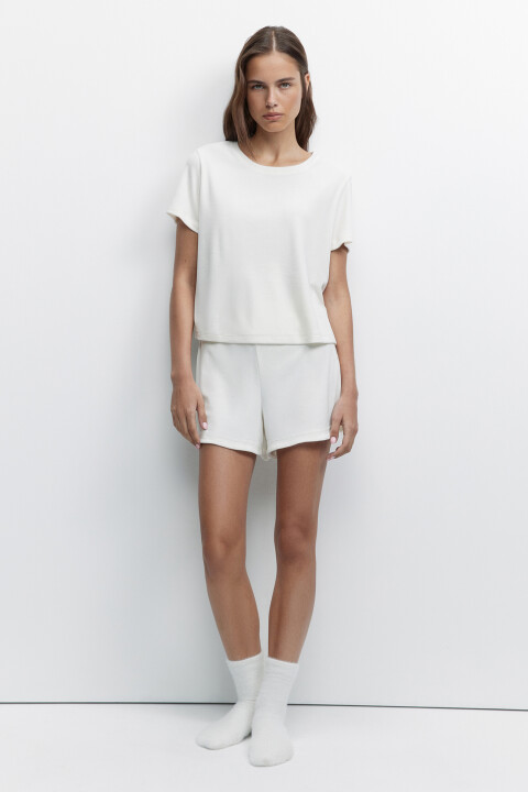 Футболка домашняя укороченная из бархатной ткани