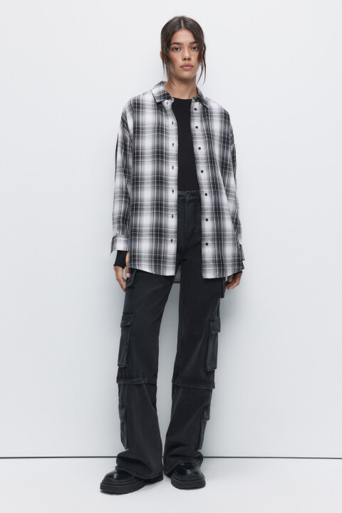 

Рубашка oversize с принтом в клетку, Черный, Рубашка oversize с принтом в клетку