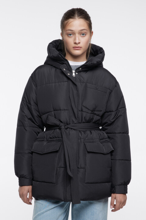 Куртка стеганая утепленная с капюшоном и поясом