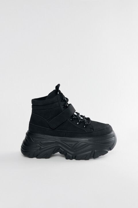 

Ботинки из искусственного нубука на высокой подошве, Черный, Ботинки из искусственного нубука на высокой подошве