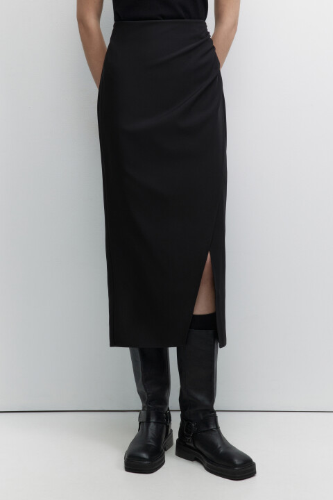 

Юбка-карандаш миди с разрезом и драпировкой, Черный, Юбка-карандаш миди с разрезом и драпировкой