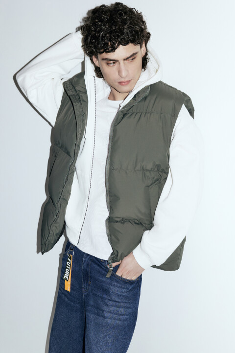 

Жилет стеганый с воротником-стойкой, Зеленый, Жилет стеганый с воротником-стойкой