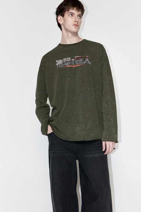 

Лонгслив oversize с принтом Атака титанов, Зеленый, Лонгслив oversize с принтом Атака титанов