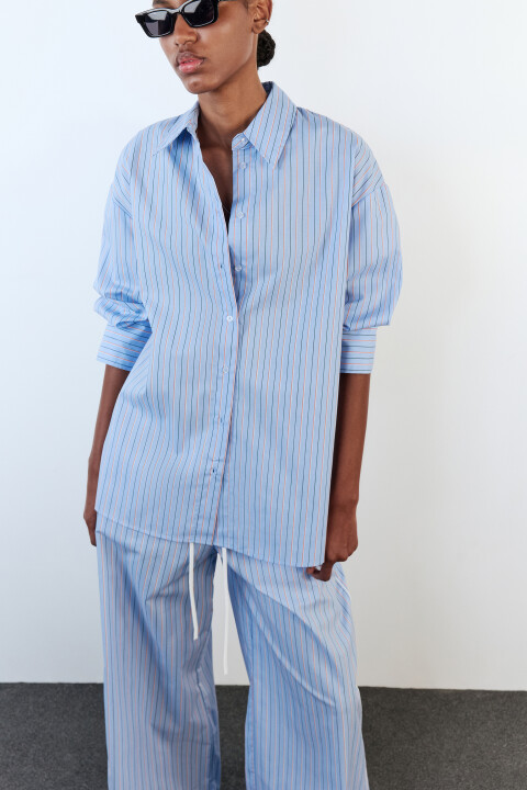 

Рубашка свободная с принтом в полоску, Голубой, Рубашка свободная с принтом в полоску