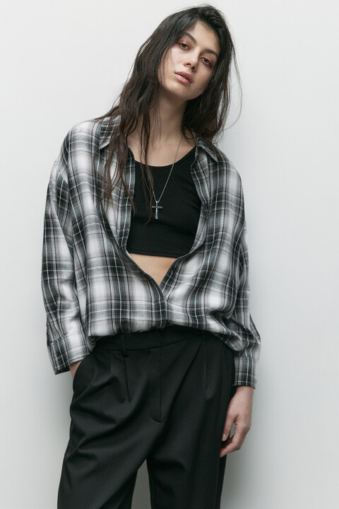 

Рубашка oversize клетчатая с майкой, Черный, Рубашка oversize клетчатая с майкой