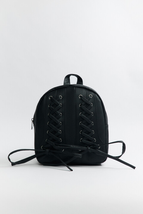 Рюкзак с декоративной шнуровкой befree черного цвета