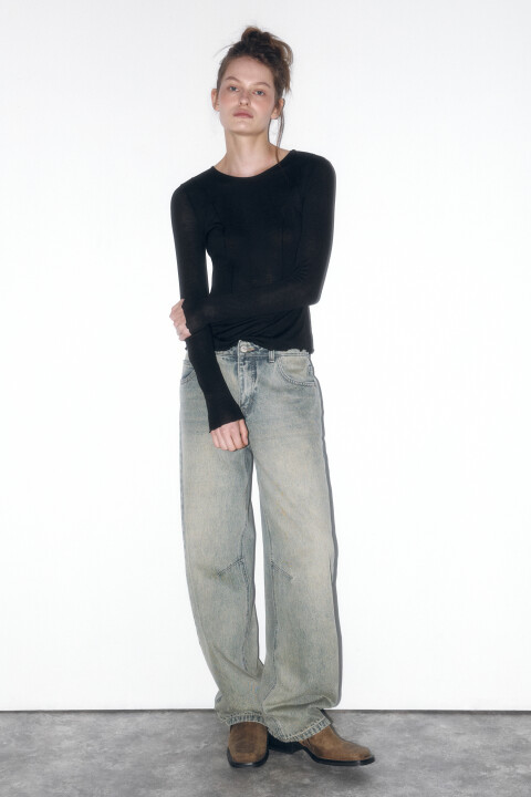 

Лонгслив приталенный с волнистыми краями, Черный, Лонгслив приталенный с волнистыми краями