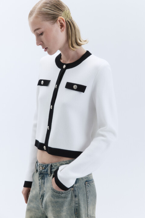 

Кардиган на пуговицах укороченный с круглым вырезом, Молочный, Кардиган на пуговицах укороченный с круглым вырезом