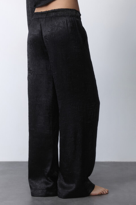 

Брюки домашние прямые из атласной ткани, Черный, Брюки домашние прямые из атласной ткани