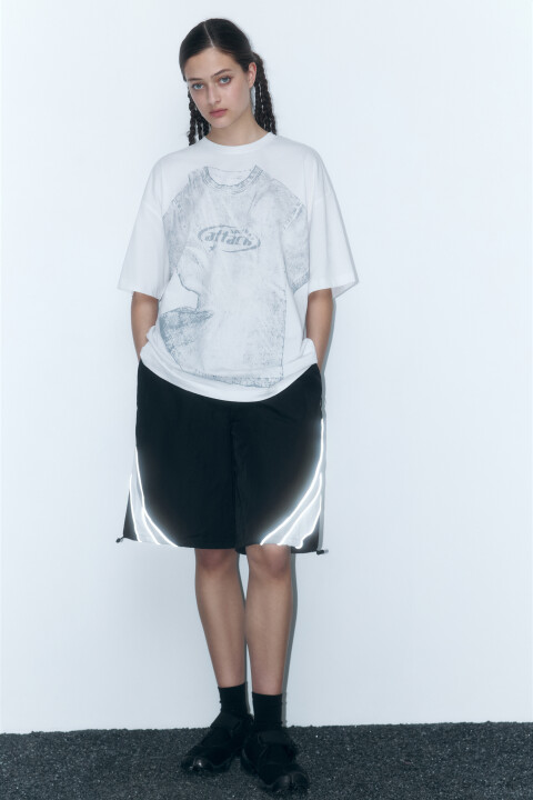 

Футболка хлопковая с принтом-абстракцией, Белый, Футболка хлопковая с принтом-абстракцией