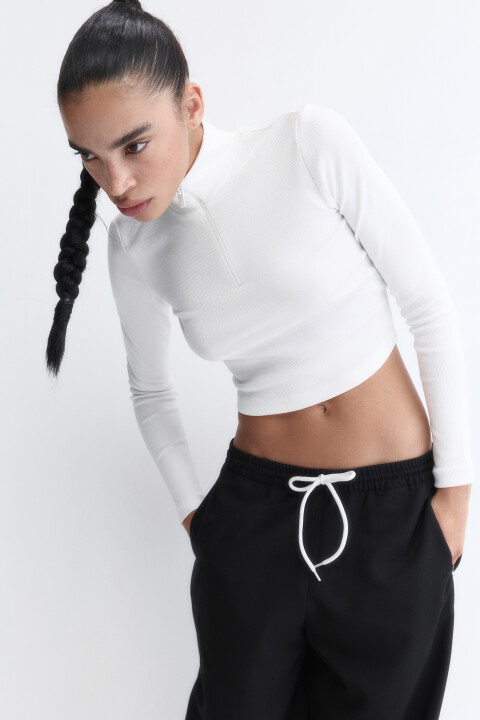 

Лонгслив облегающий с воротником-стойкой на молнии, Белый, Лонгслив облегающий с воротником-стойкой на молнии