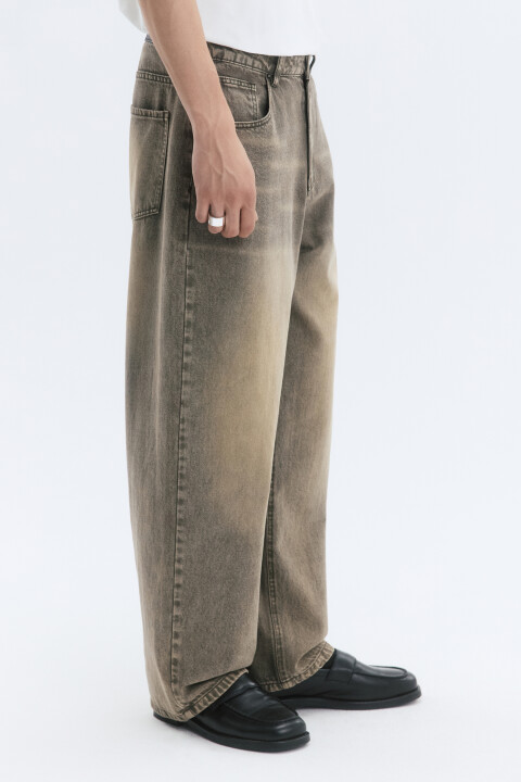 

Джинсы прямые со стиркой bleach wash, Коричневый, Джинсы прямые со стиркой bleach wash