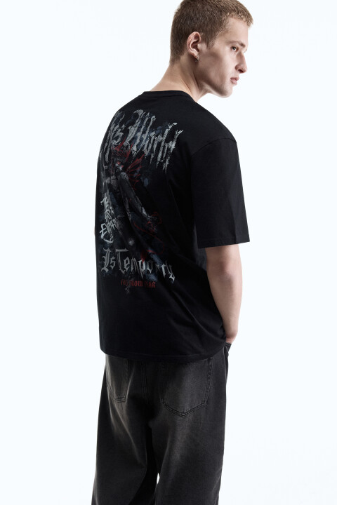 

Футболка oversize с принтом в стиле гранж, Черный, Футболка oversize с принтом в стиле гранж