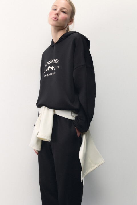 Худи oversize спортивная с капюшоном и принтом