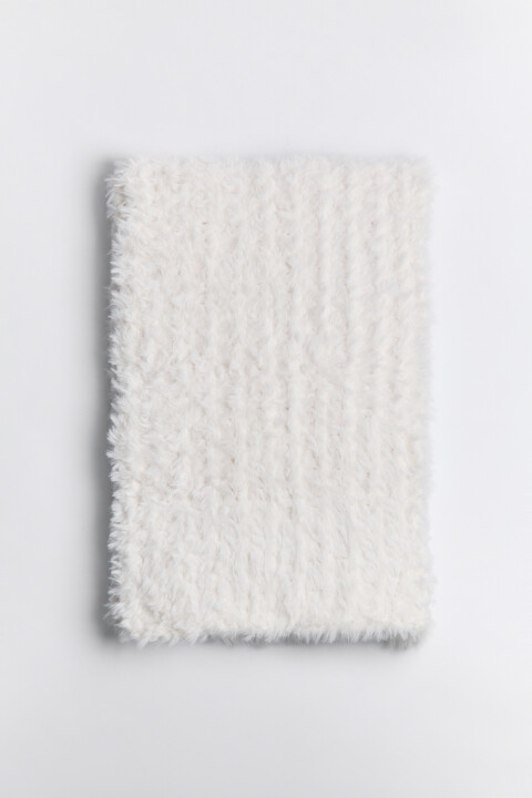 

Шарф вязаный из пушистой пряжи, Розовый, Шарф вязаный из пушистой пряжи