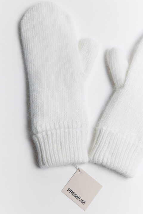 

Варежки вязаные с ангорской шерстью, Молочный, Варежки вязаные с ангорской шерстью