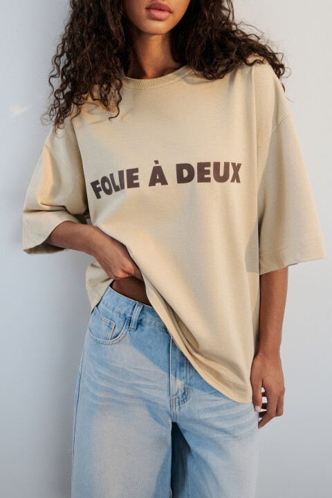 

Футболка oversize хлопковая с надписью, Бежевый, Футболка oversize хлопковая с надписью