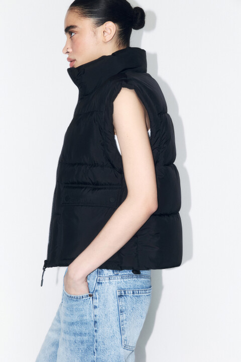 

Жилет стеганый с накладными карманами, Черный, Жилет стеганый с накладными карманами