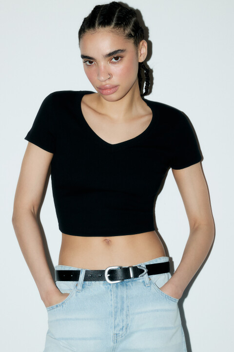 

Футболка-топ в рубчик с V-вырезом, Черный, Футболка-топ в рубчик с V-вырезом