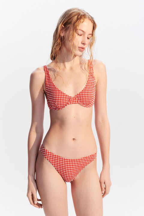 

Трусы-бразильяна купальные из жатой ткани, Красный, Трусы-бразильяна купальные из жатой ткани