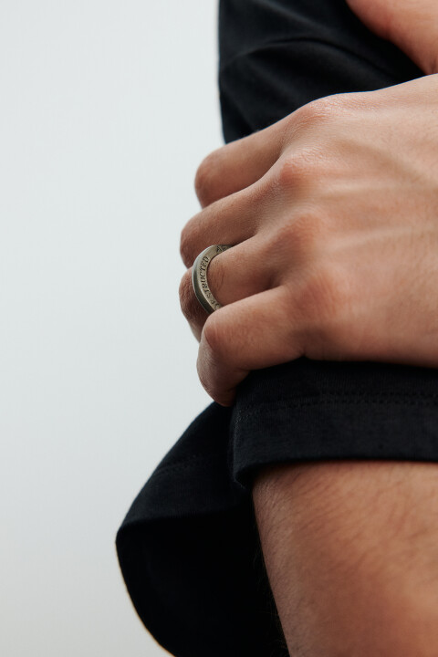 

Кольцо несмыкающееся с надписью, Серый, Кольцо несмыкающееся с надписью