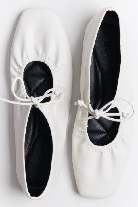 

Балетки мягкие с квадратным носом и завязками, Красный, Балетки мягкие с квадратным носом и завязками