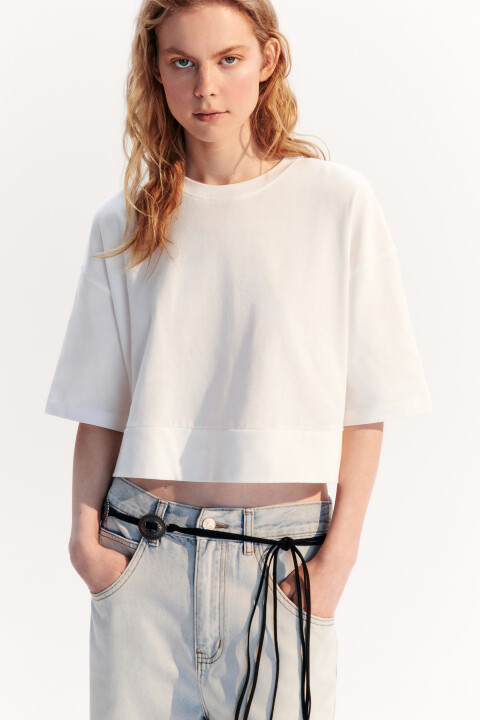 

Футболка укороченная свободная, Белый, Футболка укороченная свободная