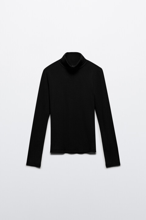 Водолазка из вискозного трикотажа